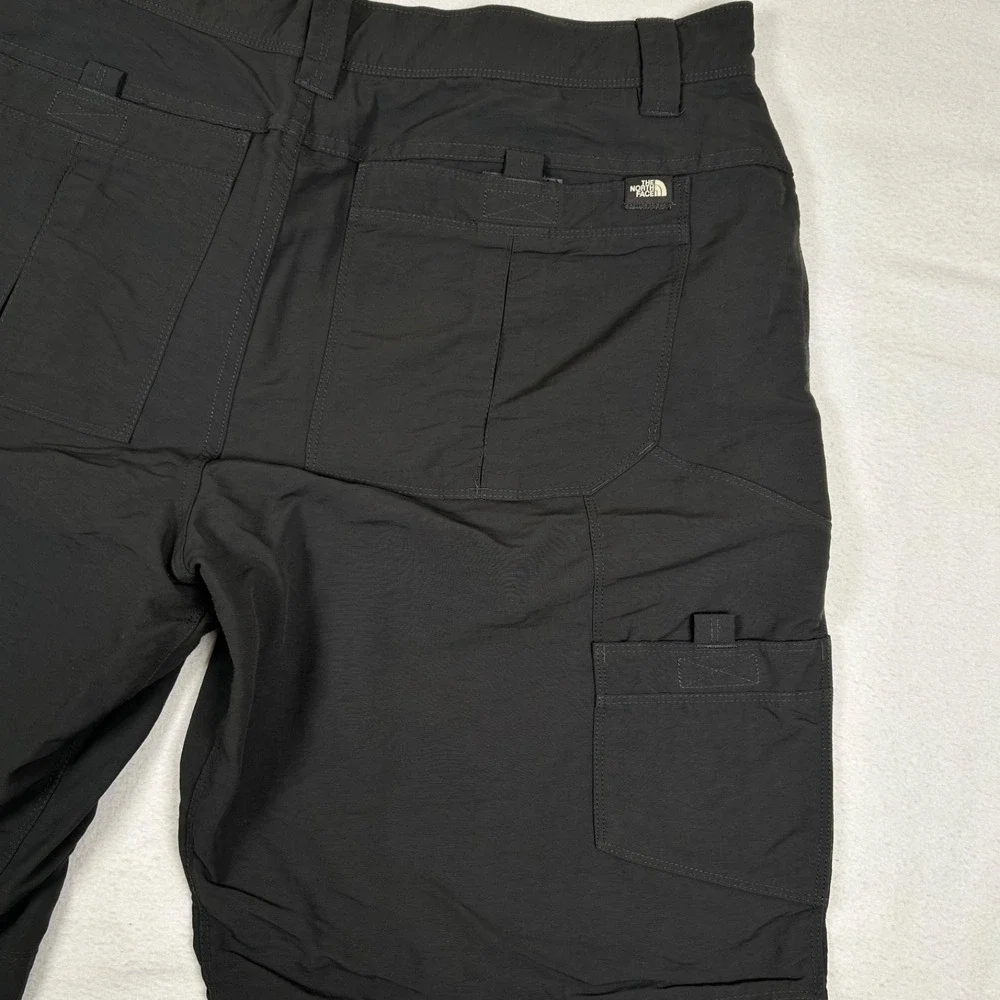 North Face Shorts Men's Size 38 Gray Hiking Cargo Outdoor 100% Nylon‎
